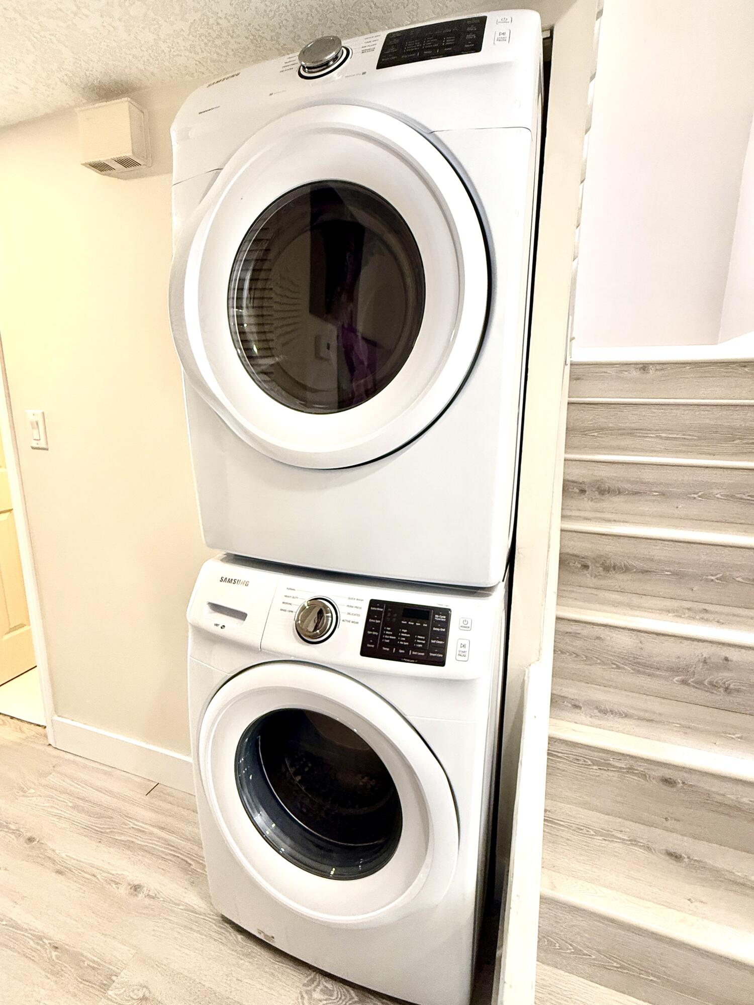 LAFAYETTE CONDO - Residential