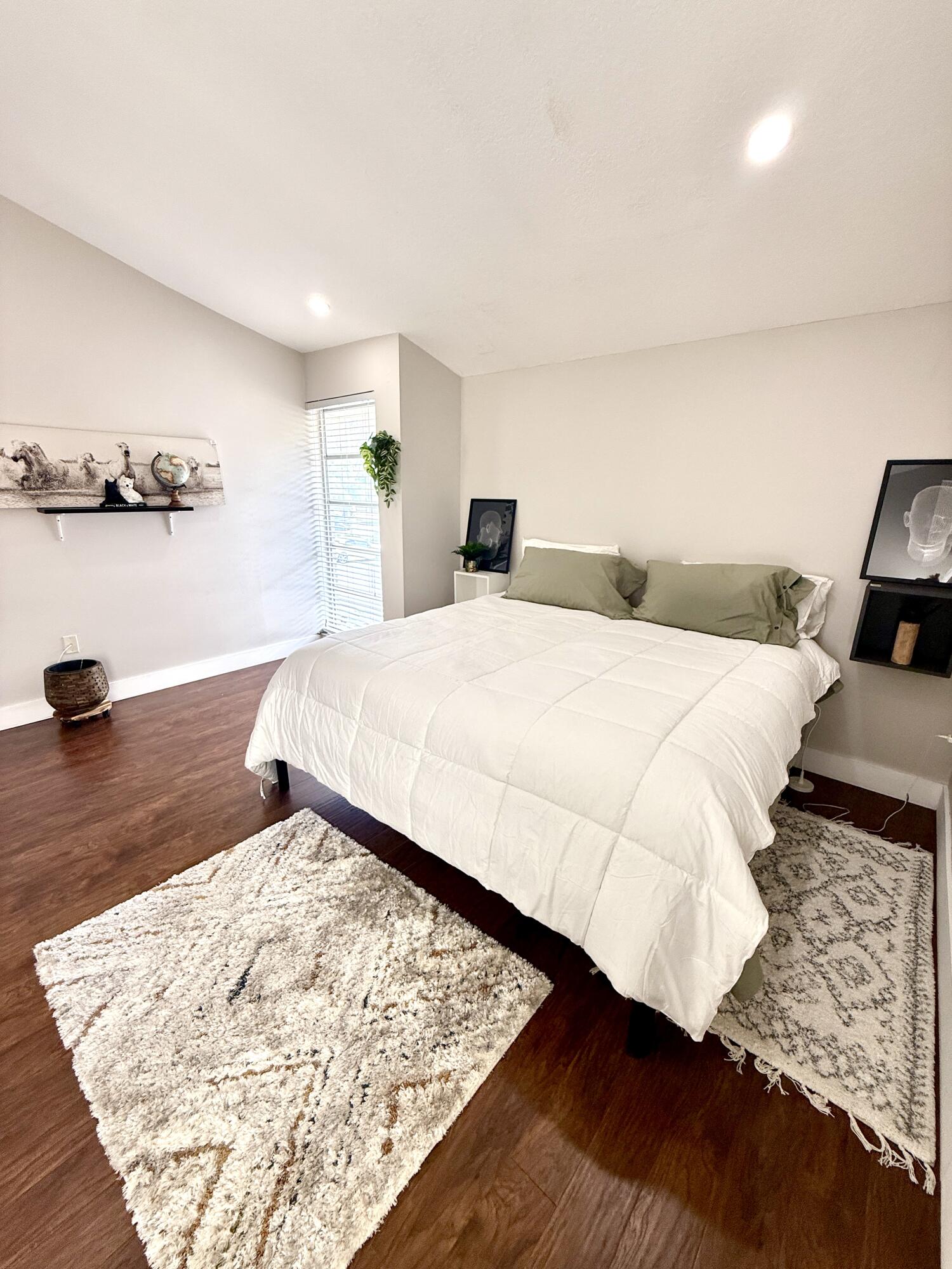 LAFAYETTE CONDO - Residential