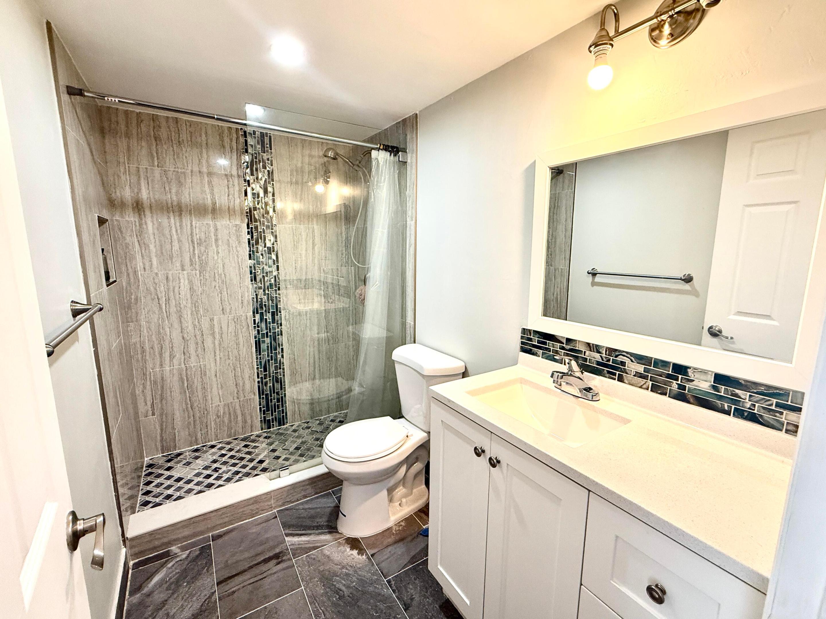 LAFAYETTE CONDO - Residential