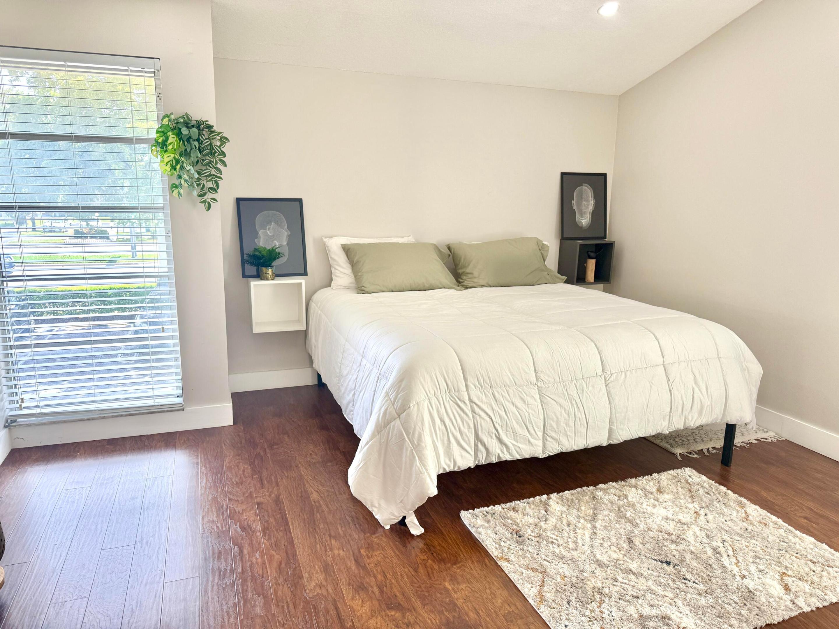 LAFAYETTE CONDO - Residential