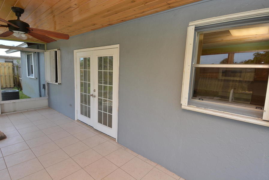 EASTRIDGE ESTATES - Residential Lease