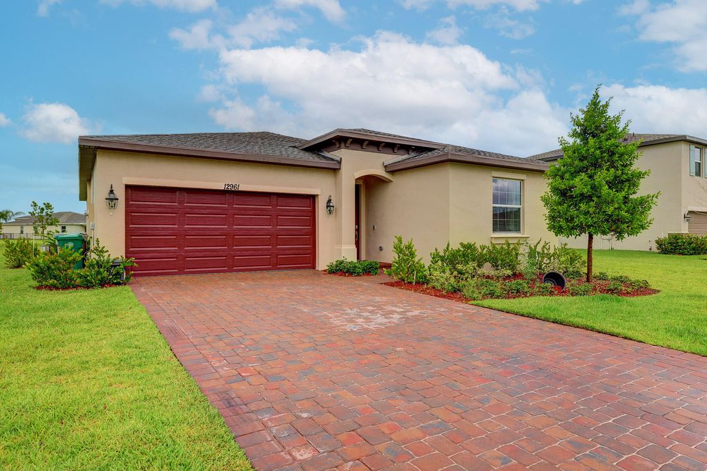 Photo of 12961 NW Copper Creek Drive Dr, Port Saint Lucie, FL 34987 (MLS # R10814914)