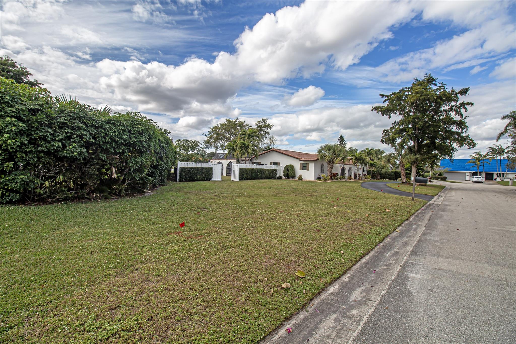 Coral Spgs Country Club S - Residential