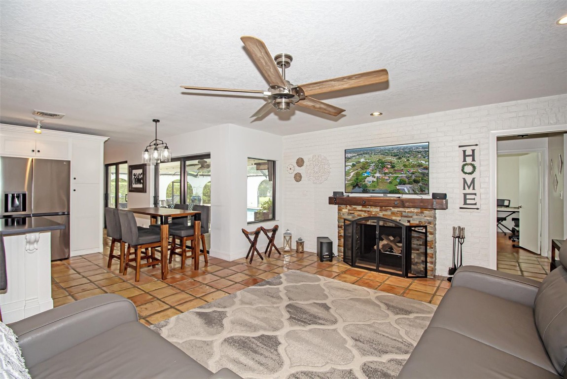 Coral Spgs Country Club S - Residential