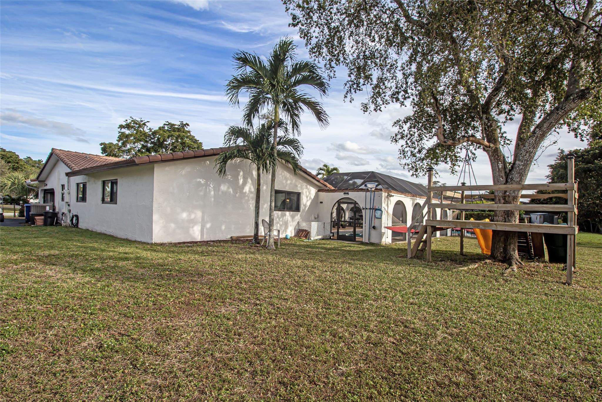 Coral Spgs Country Club S - Residential