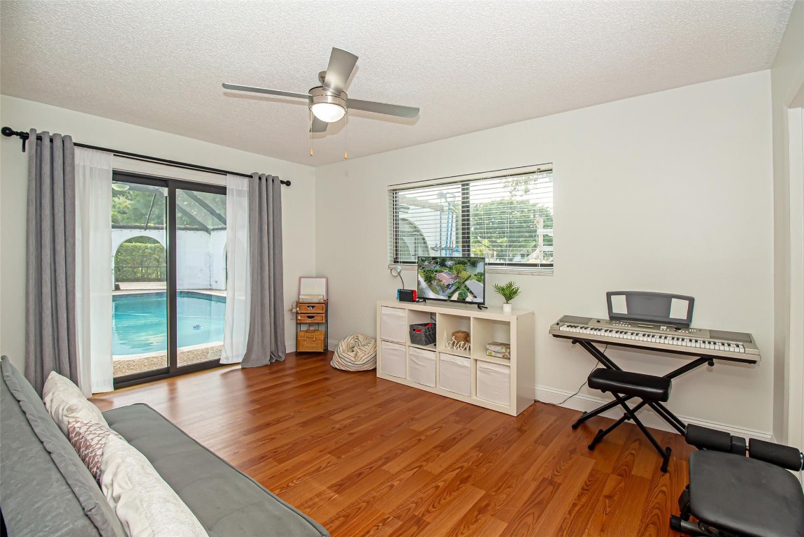 Coral Spgs Country Club S - Residential