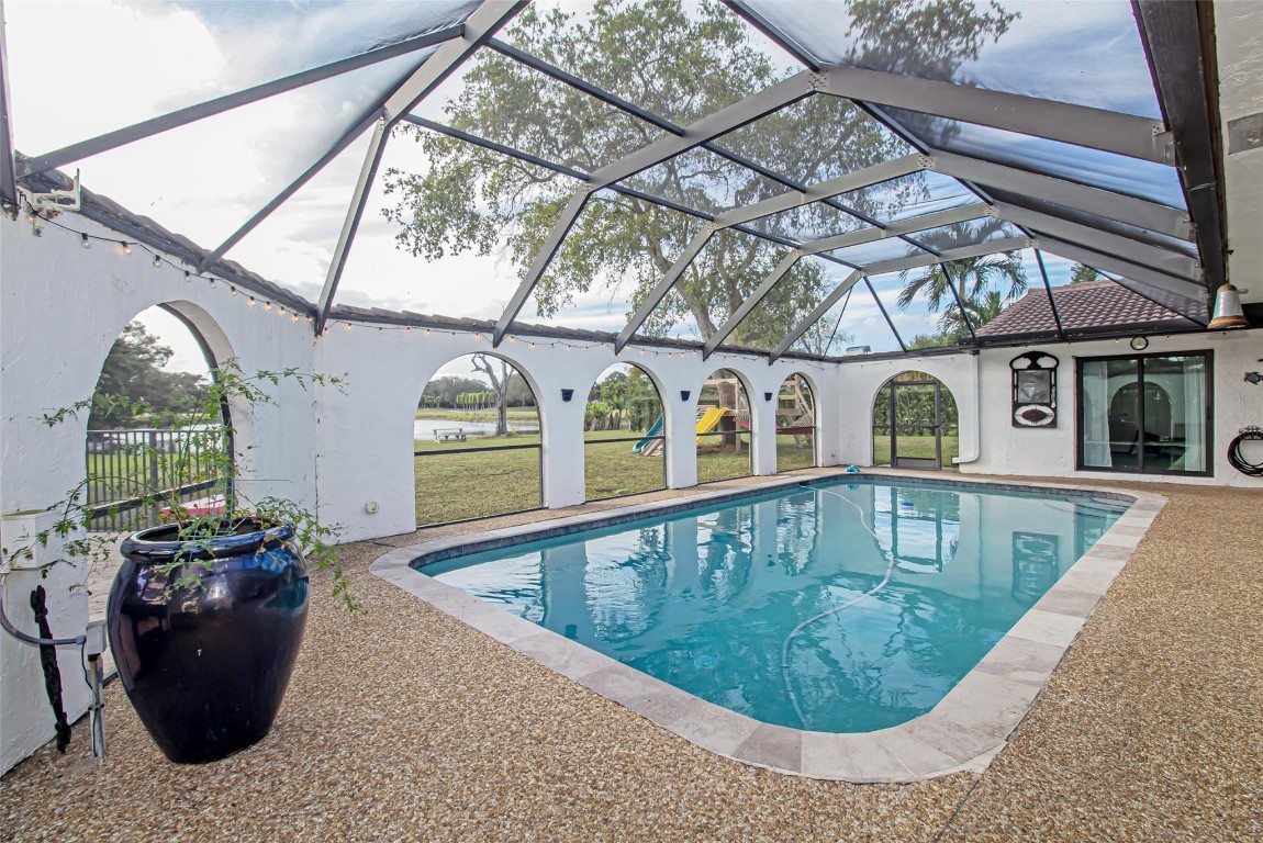 Coral Spgs Country Club S - Residential