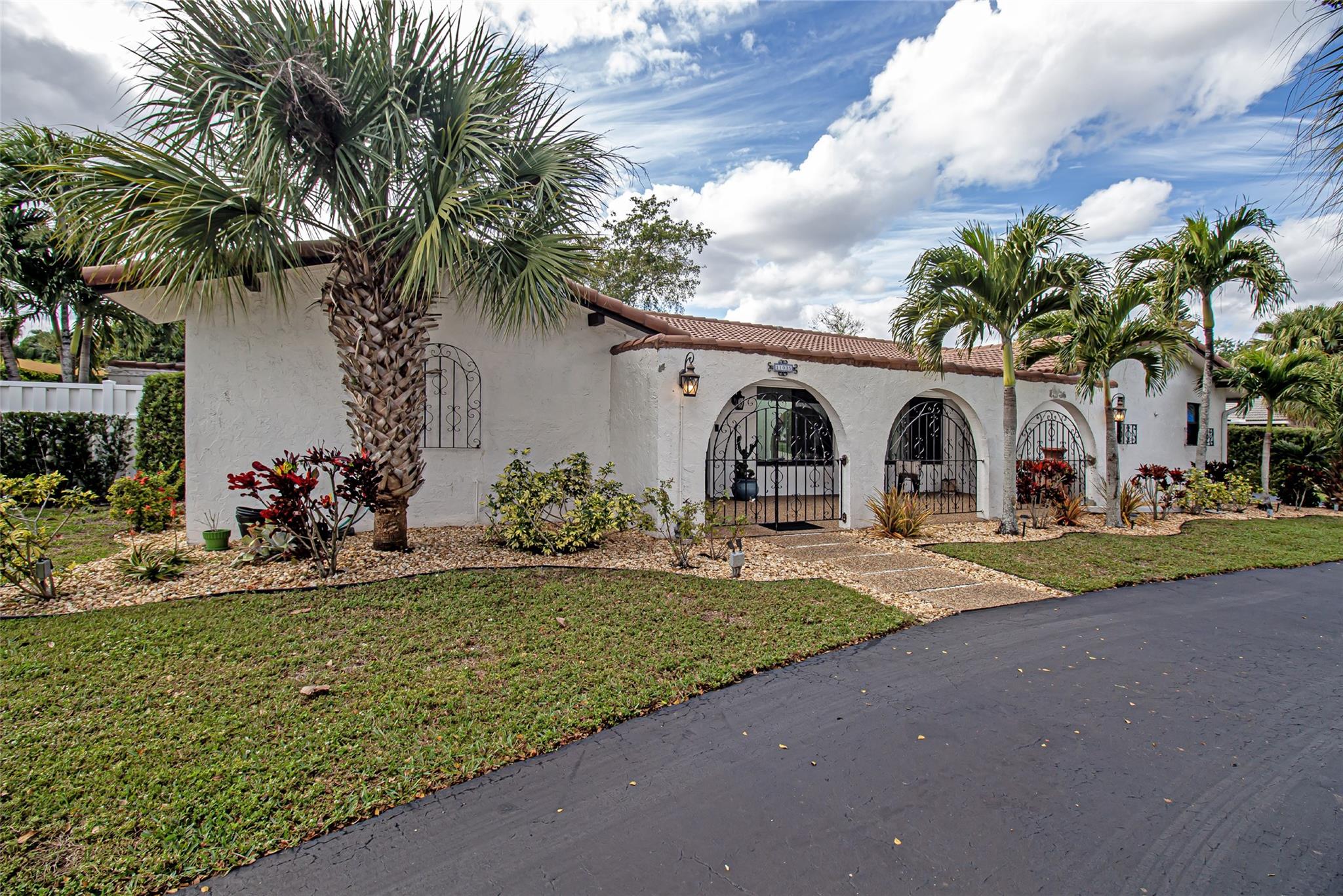 Coral Spgs Country Club S - Residential