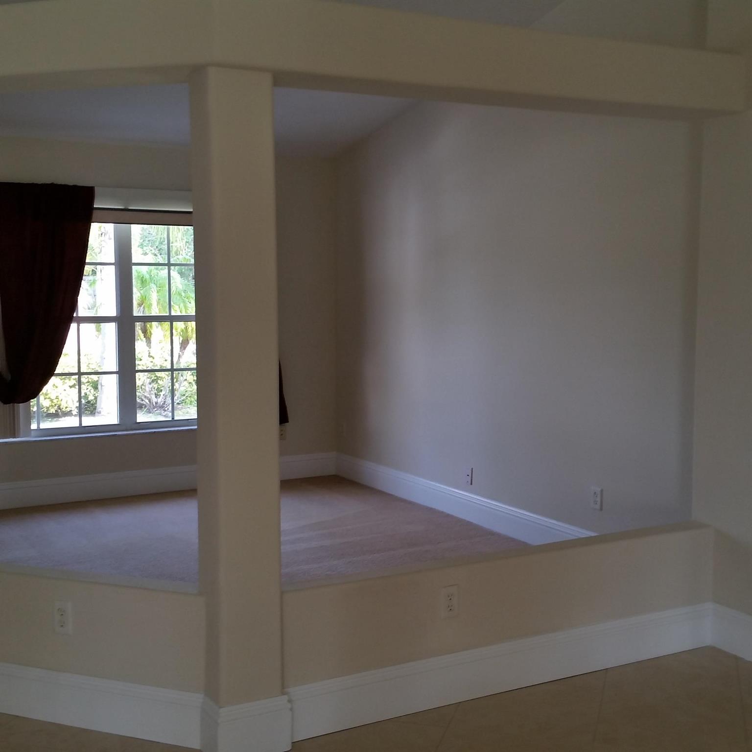 PORT ST LUCIE SECTION 44 - Residential Lease