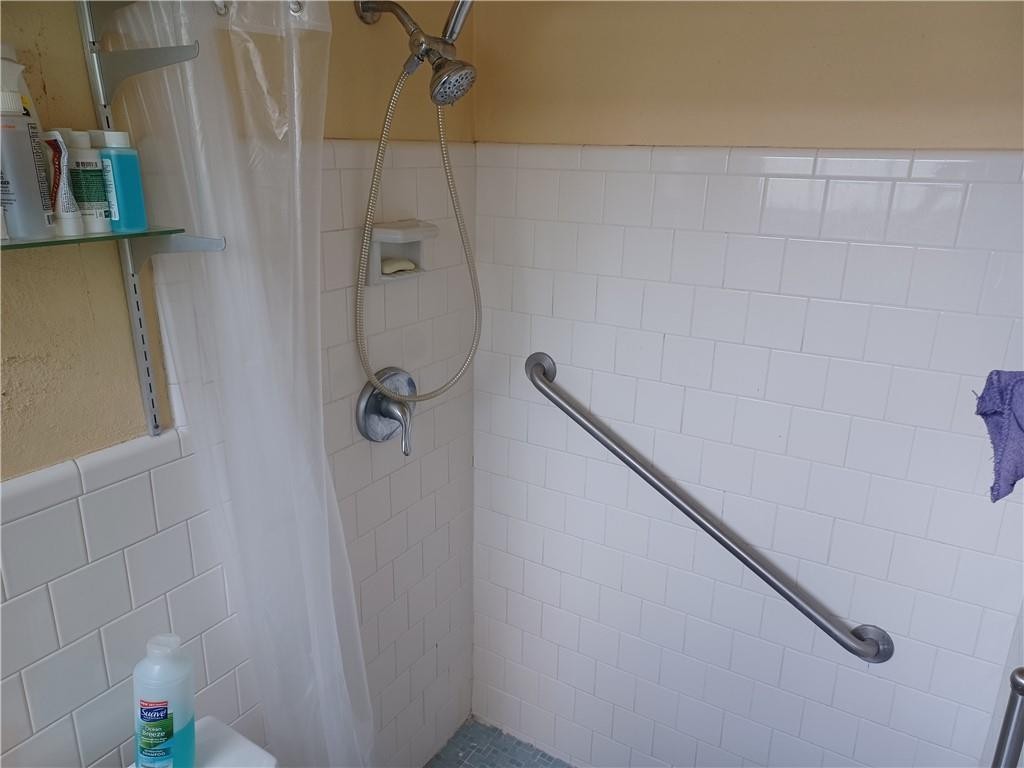 Floral Heights 1st Add 37 - Residential