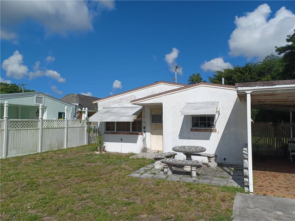 Floral Heights 1st Add 37 - Residential