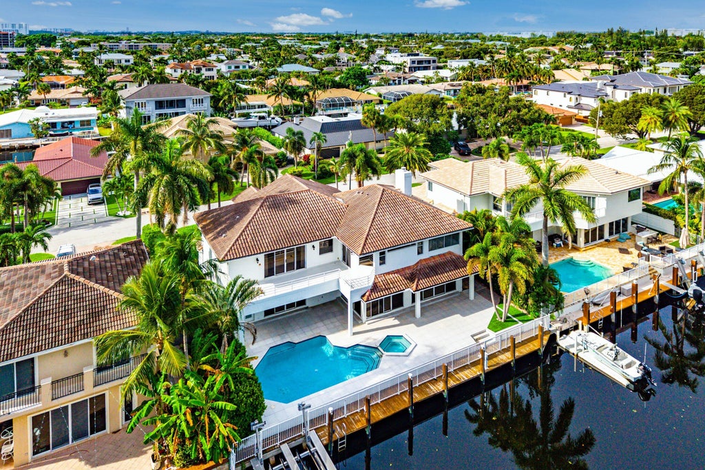 Photo of 807 Coventry Street, Boca Raton, FL 33487 (MLS # B26074919)
