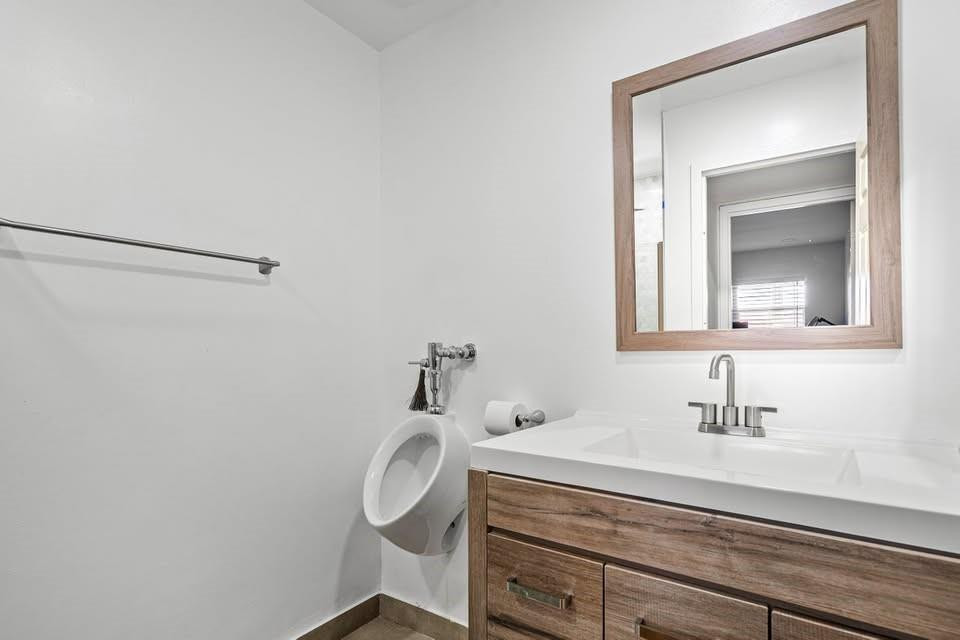 KINGS POINT SEVILLE CONDOS - Residential