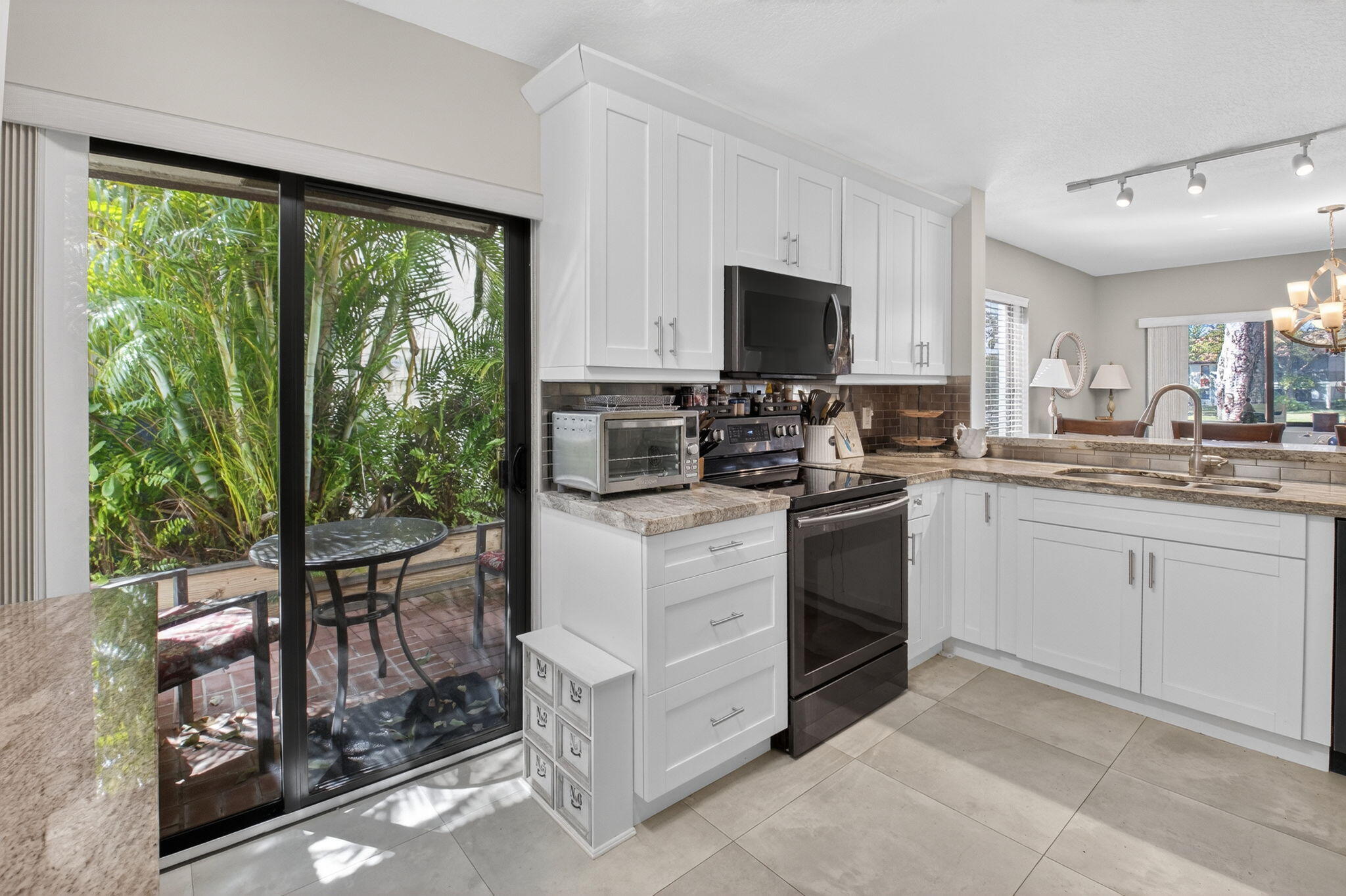 PALM CHASE CONDO - Residential