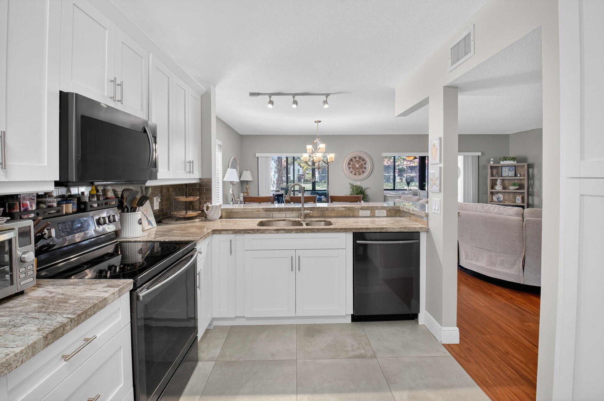 PALM CHASE CONDO - Residential