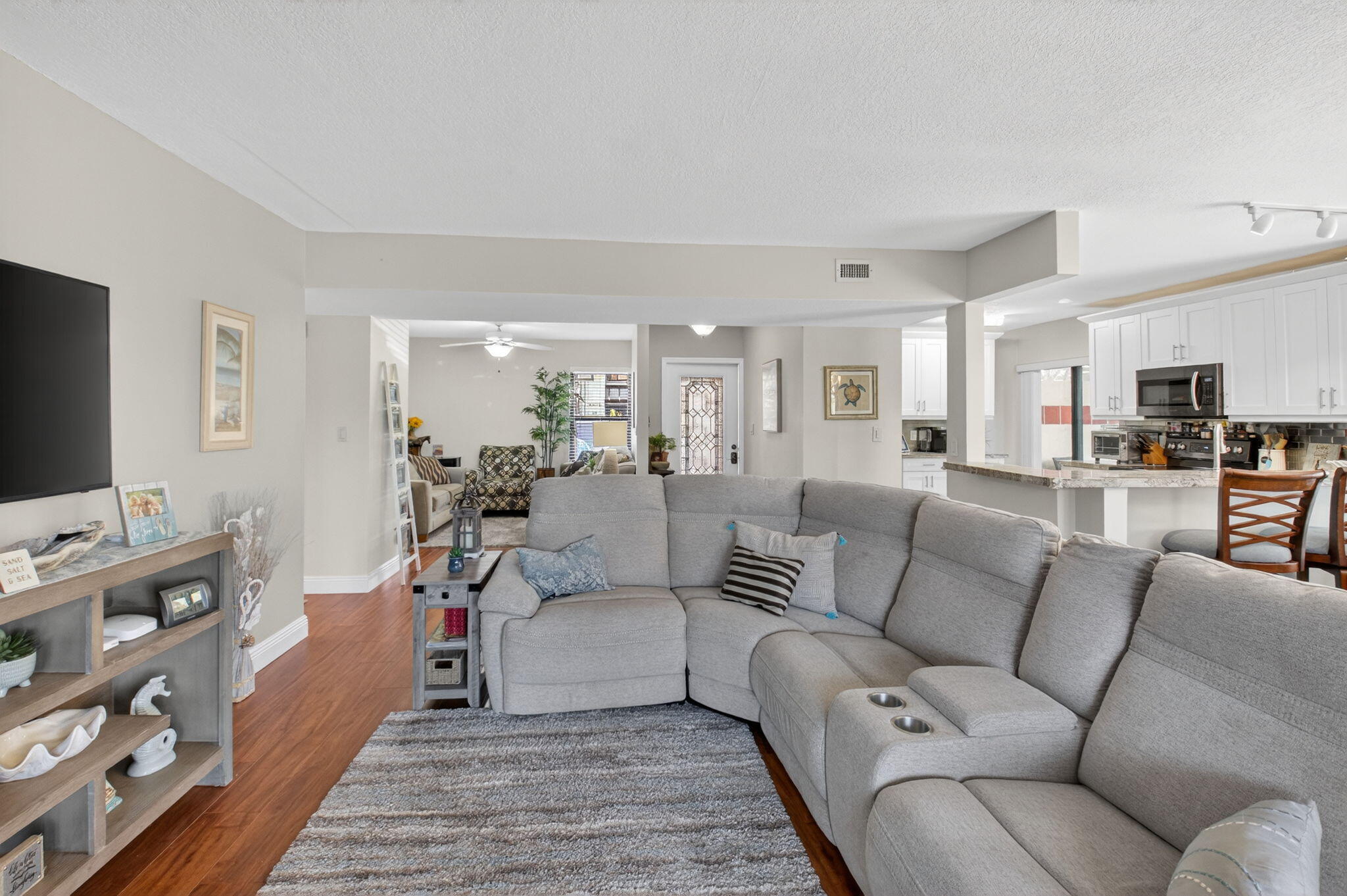 10663 Ocean Palm Way 101