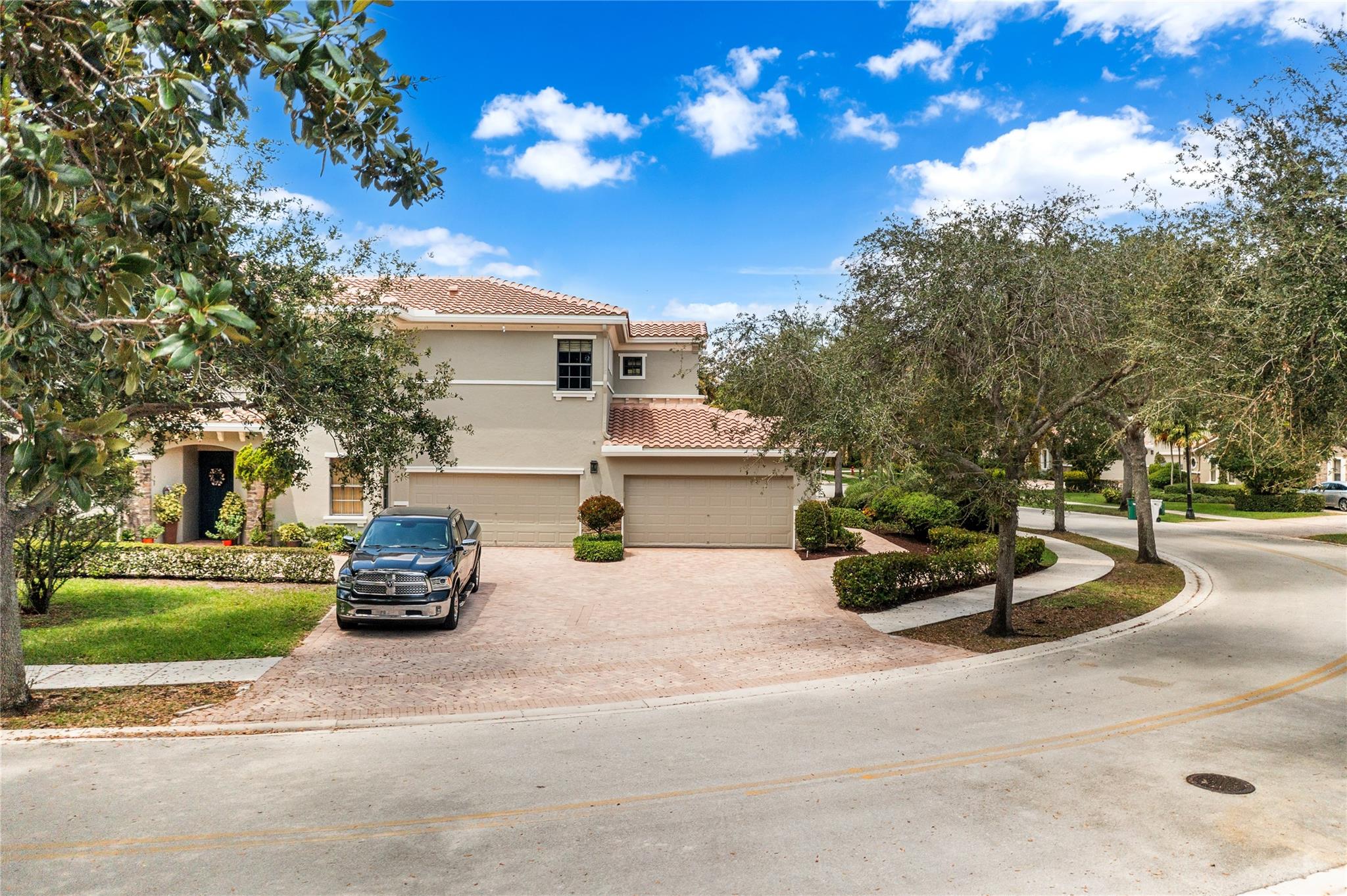 Parkland Golf & Country C - Residential