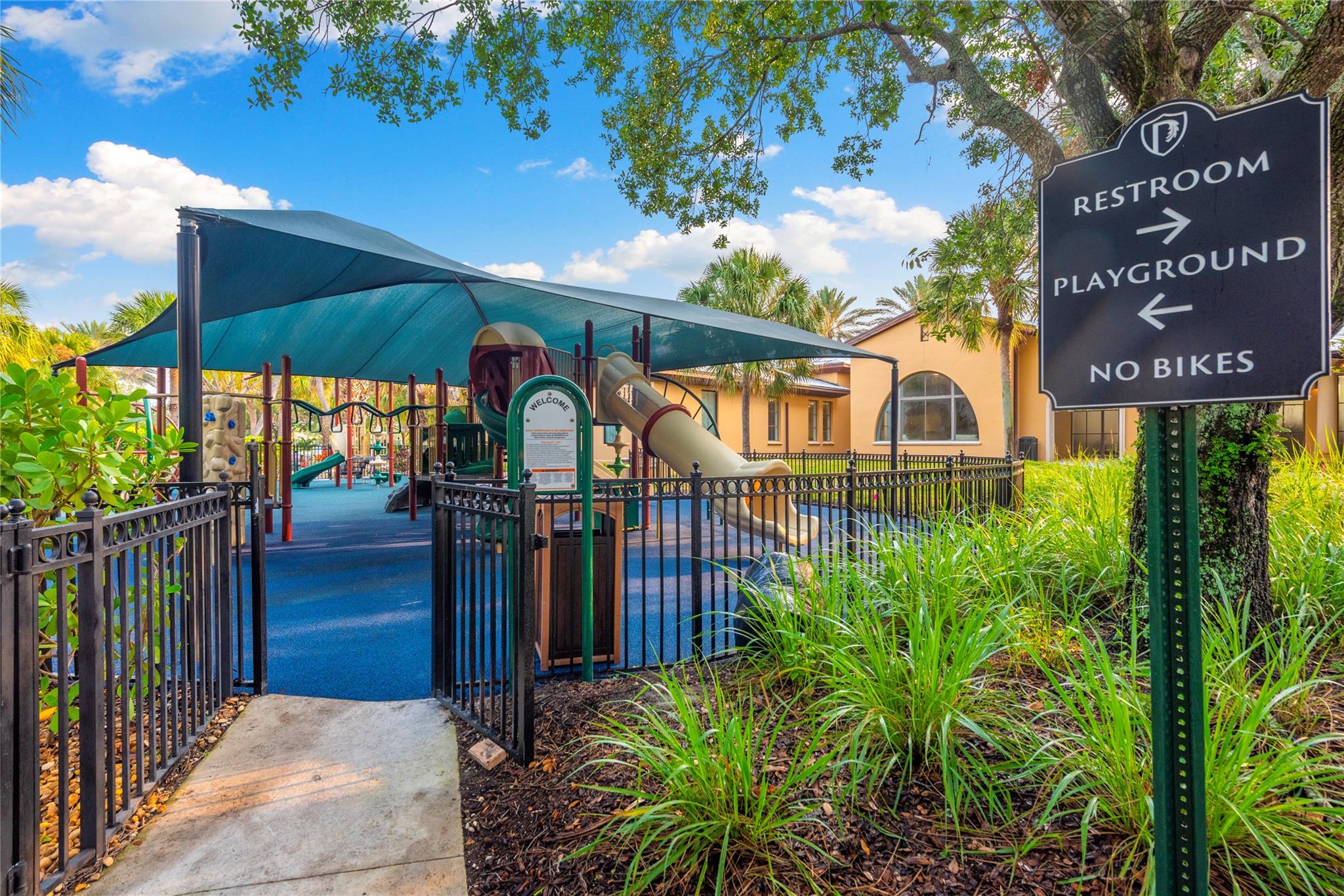 Parkland Golf & Country C - Residential