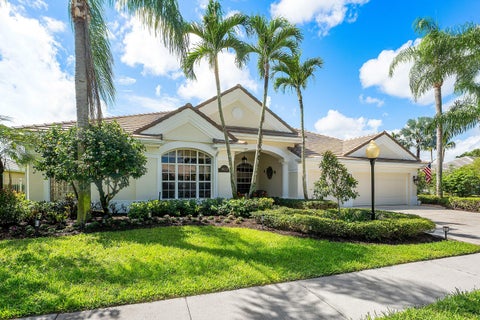 Photo of 19028 SE Loxahatchee River Road, Jupiter, FL 33458 (MLS # B26089790)