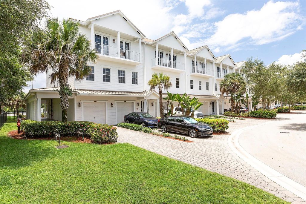 Photo of 6809 N Laleside Circle #101, Davie, FL 33314 (MLS # F10551144)