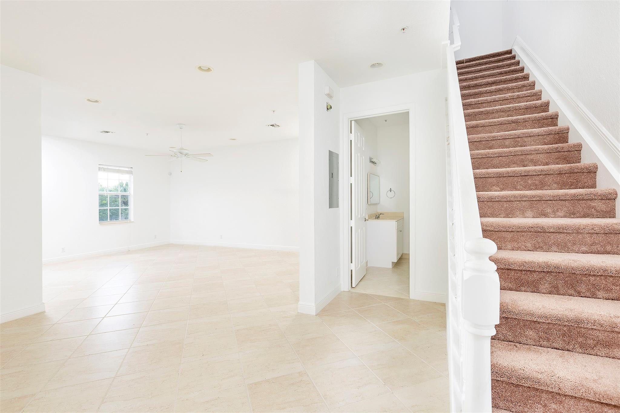 LAKESIDE VILLAGE OF DAVIE - Residential