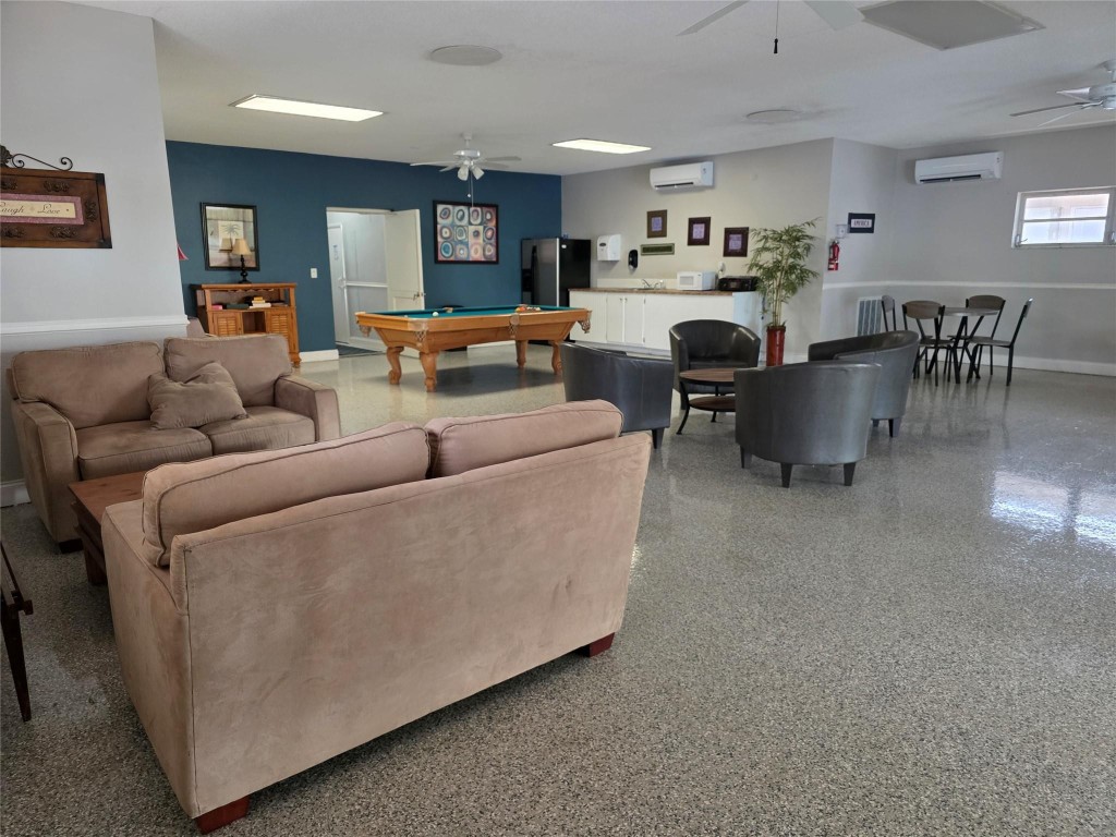 MARGATE GARDENS APARTMENT - Residential