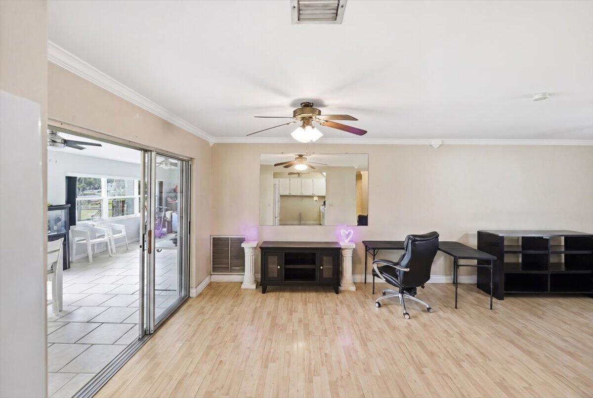 LAKEWOOD PARK UNIT 10 - Residential