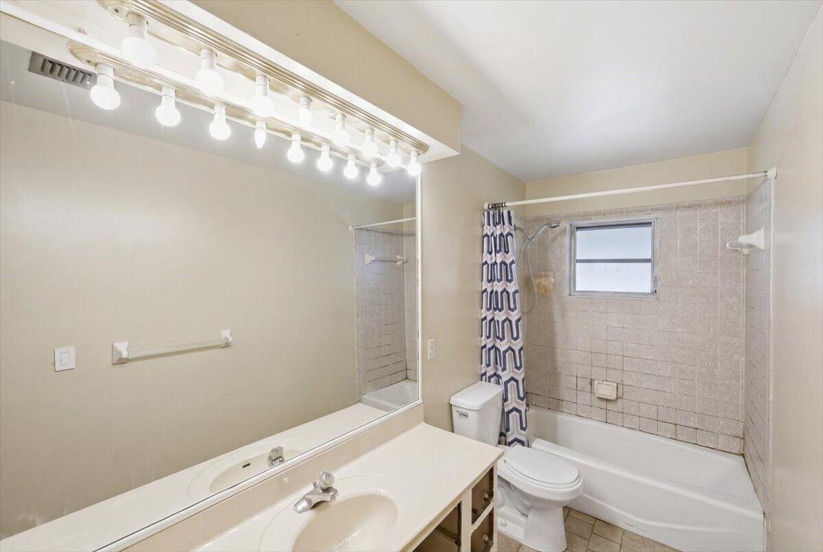 LAKEWOOD PARK UNIT 10 - Residential