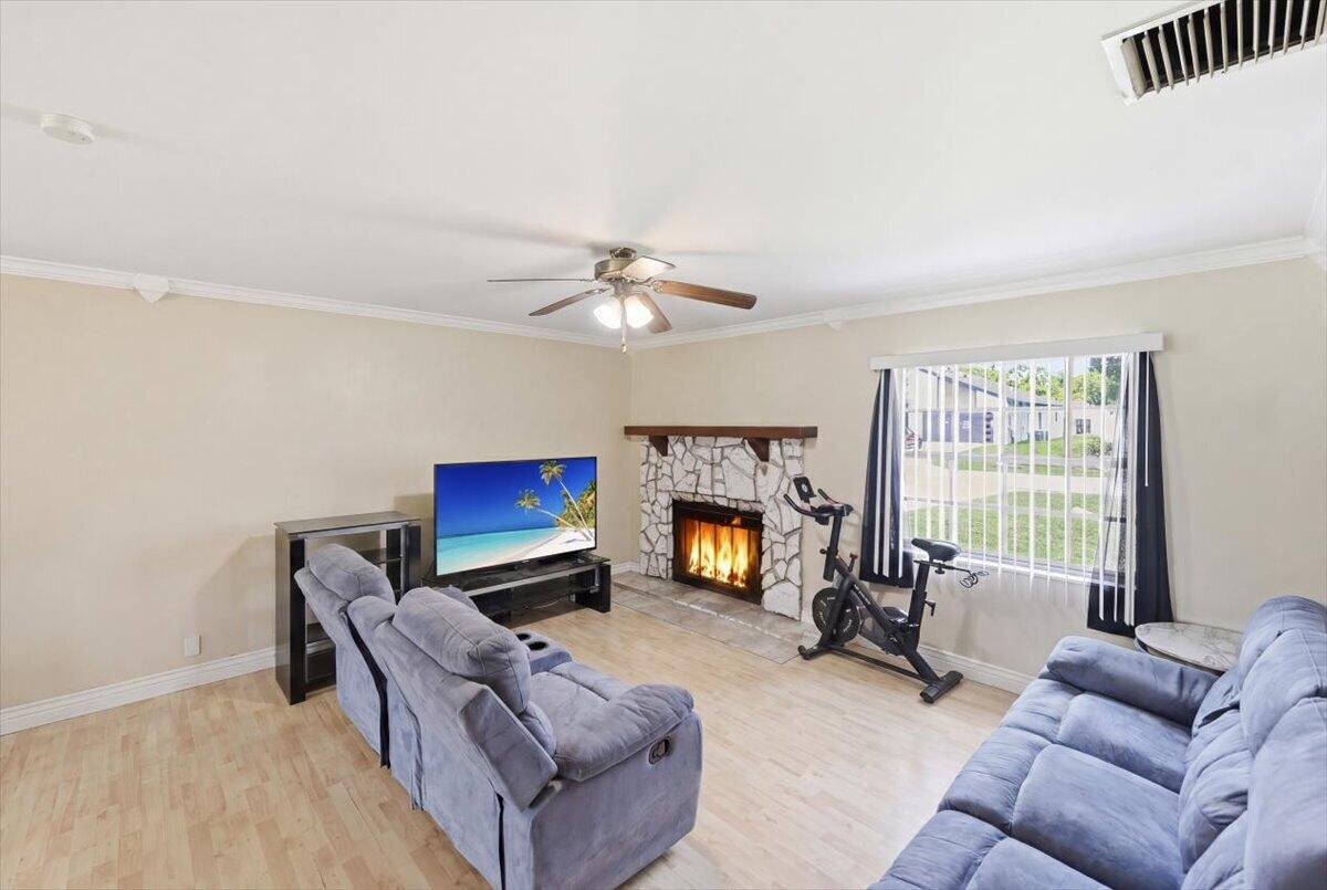 LAKEWOOD PARK UNIT 10 - Residential