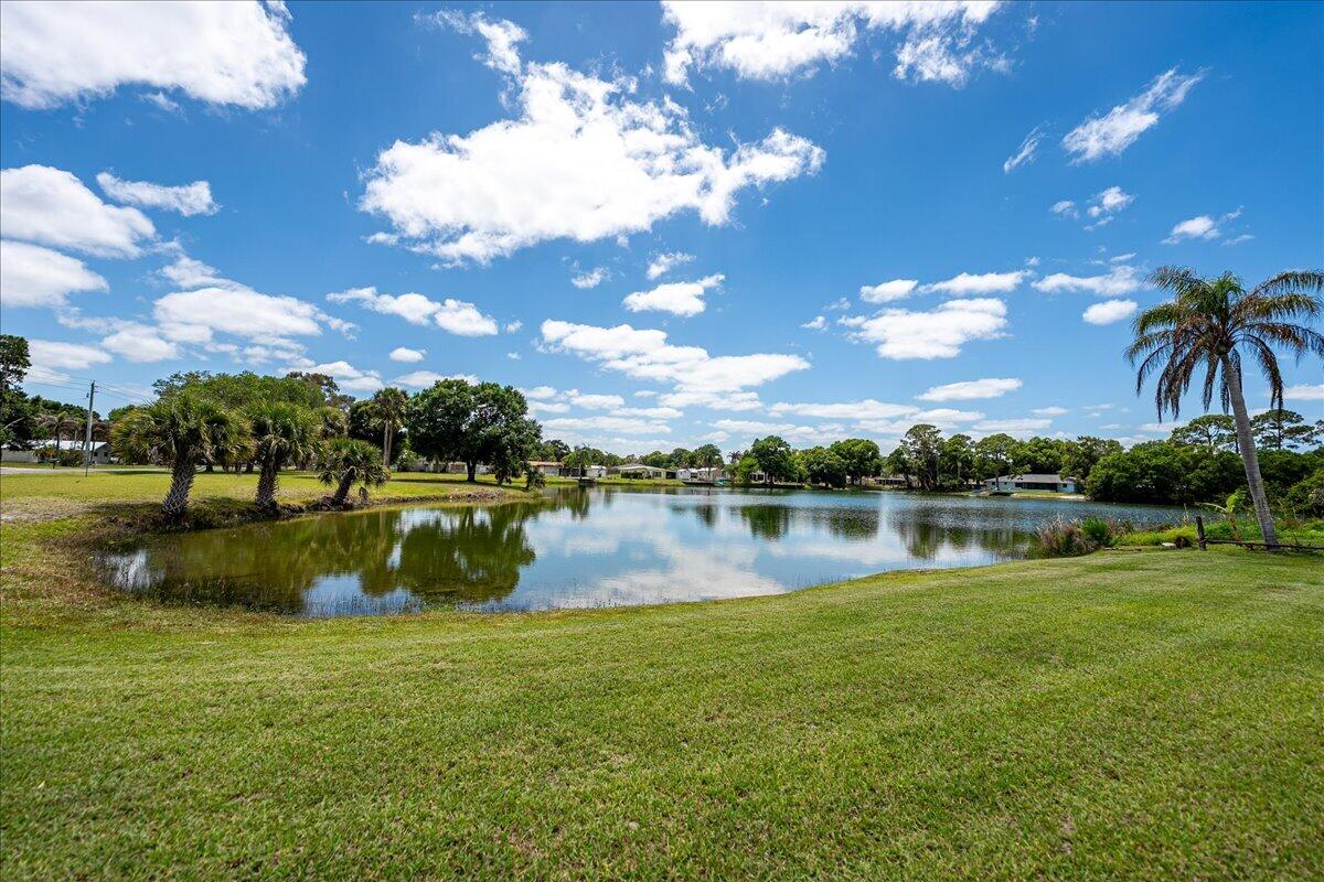 LAKEWOOD PARK UNIT 10 - Residential