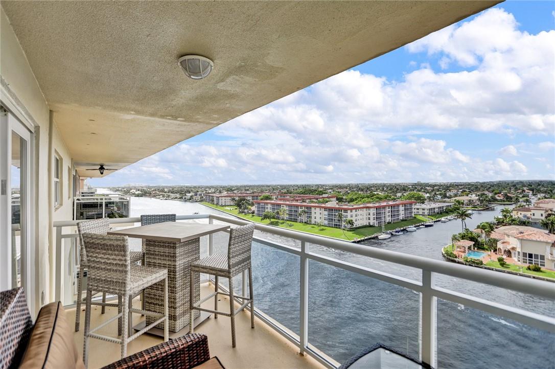 Hillsboro Island House Co - Residential Lease