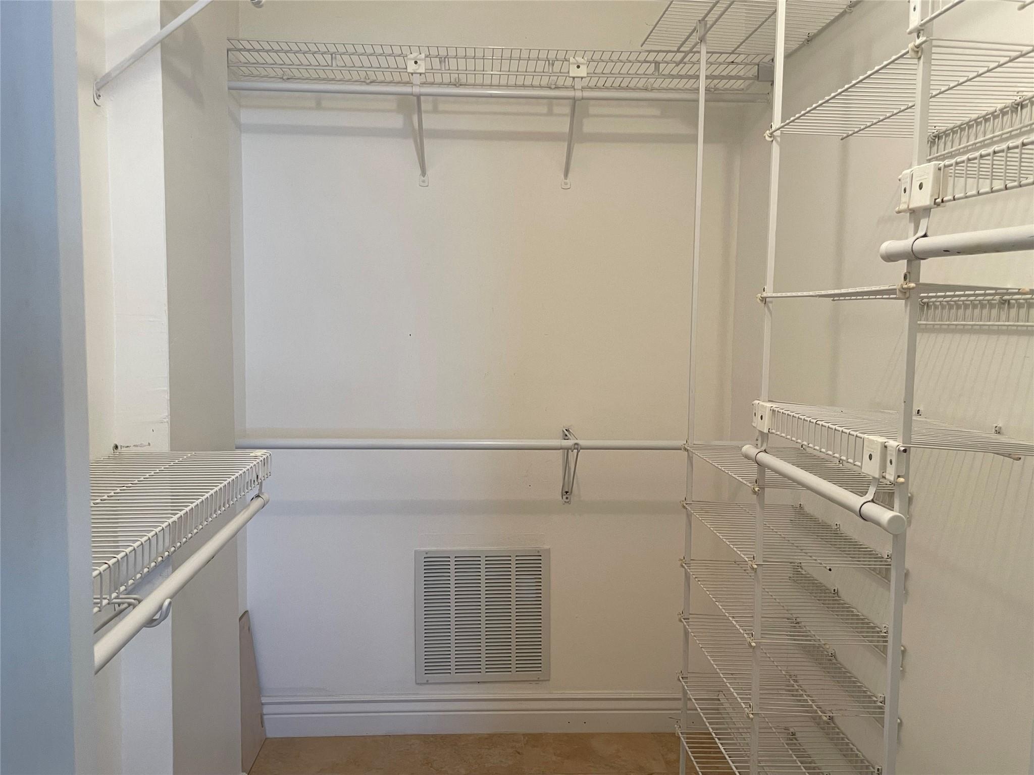 Hillsboro Island House Co - Residential Lease