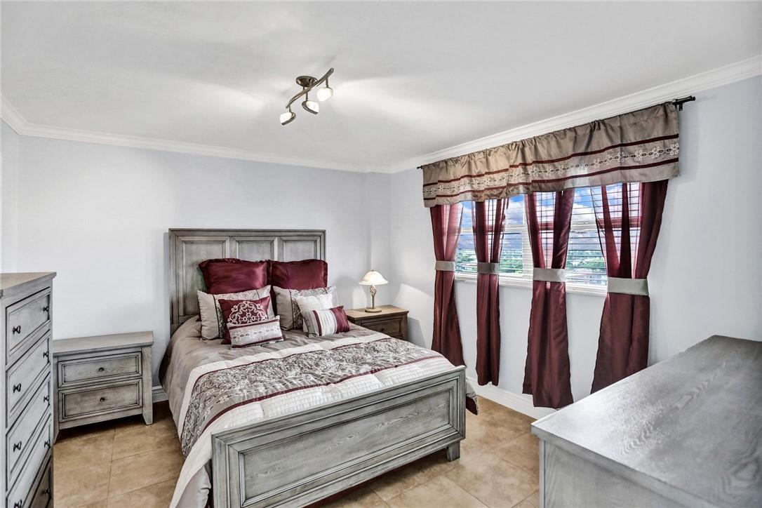 Hillsboro Island House Co - Residential Lease