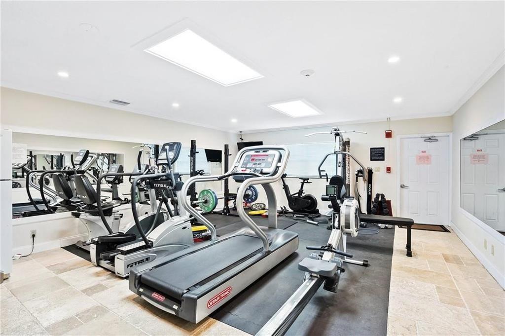 Hillsboro Island House Co - Residential Lease