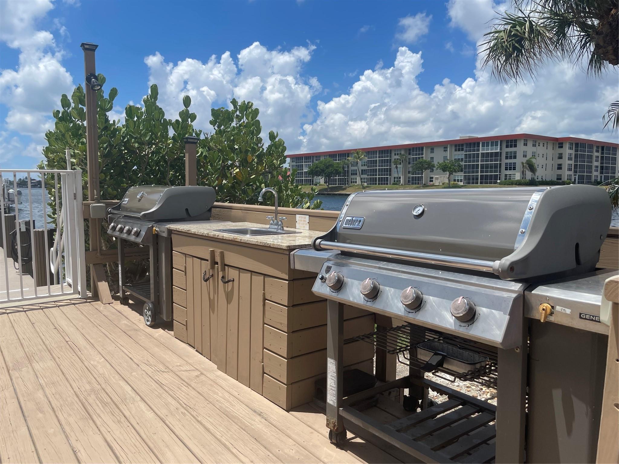 Hillsboro Island House Co - Residential Lease