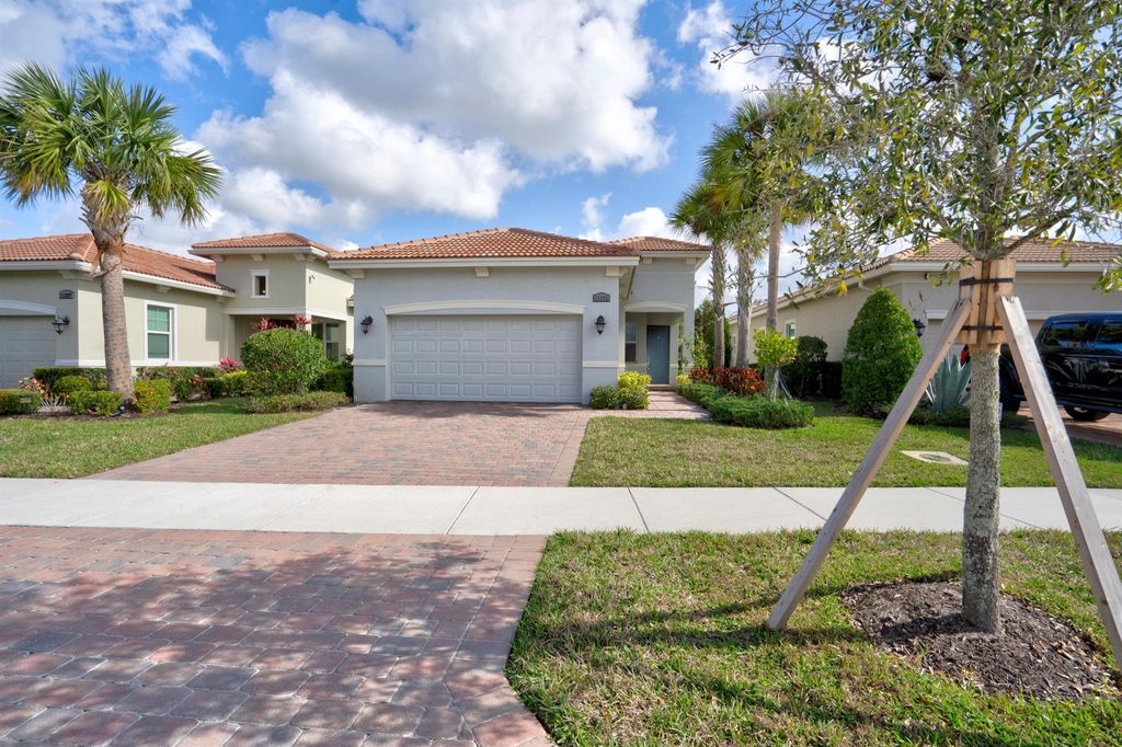 Photo of 11293 SW Visconti Way, Port St Lucie, FL 34986 (MLS # R11105879)