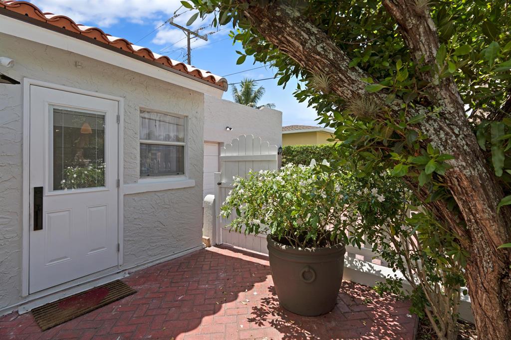 CENTRAL PARK SOUTH PALM BEACH - Residential