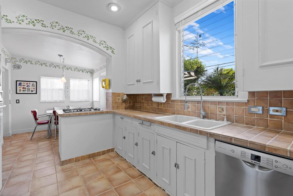 CENTRAL PARK SOUTH PALM BEACH - Residential