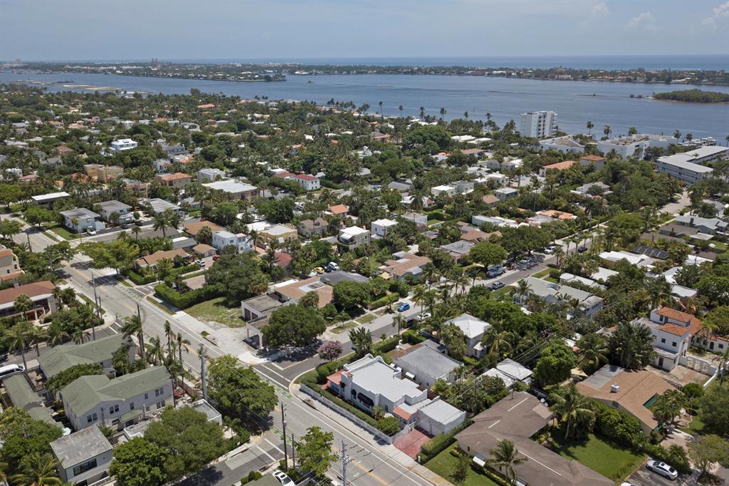 CENTRAL PARK SOUTH PALM BEACH - Residential