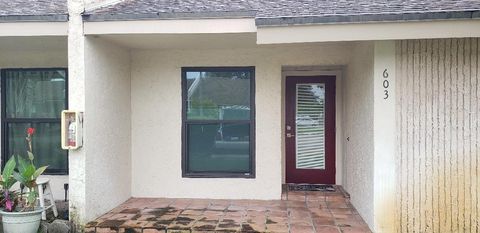 A home in Oakland Park