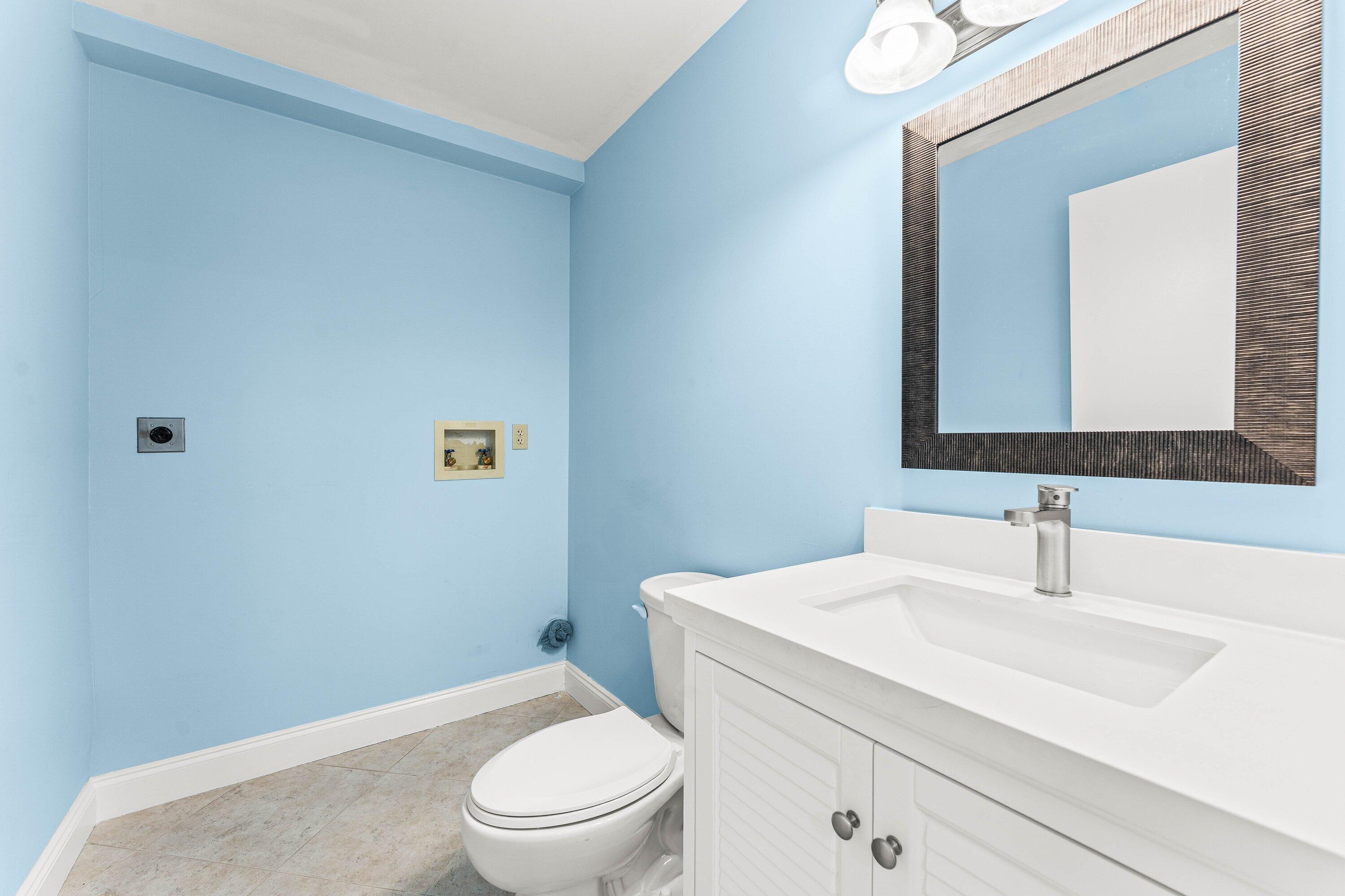 PALM CLUB WEST VILLAGE 2 - Residential