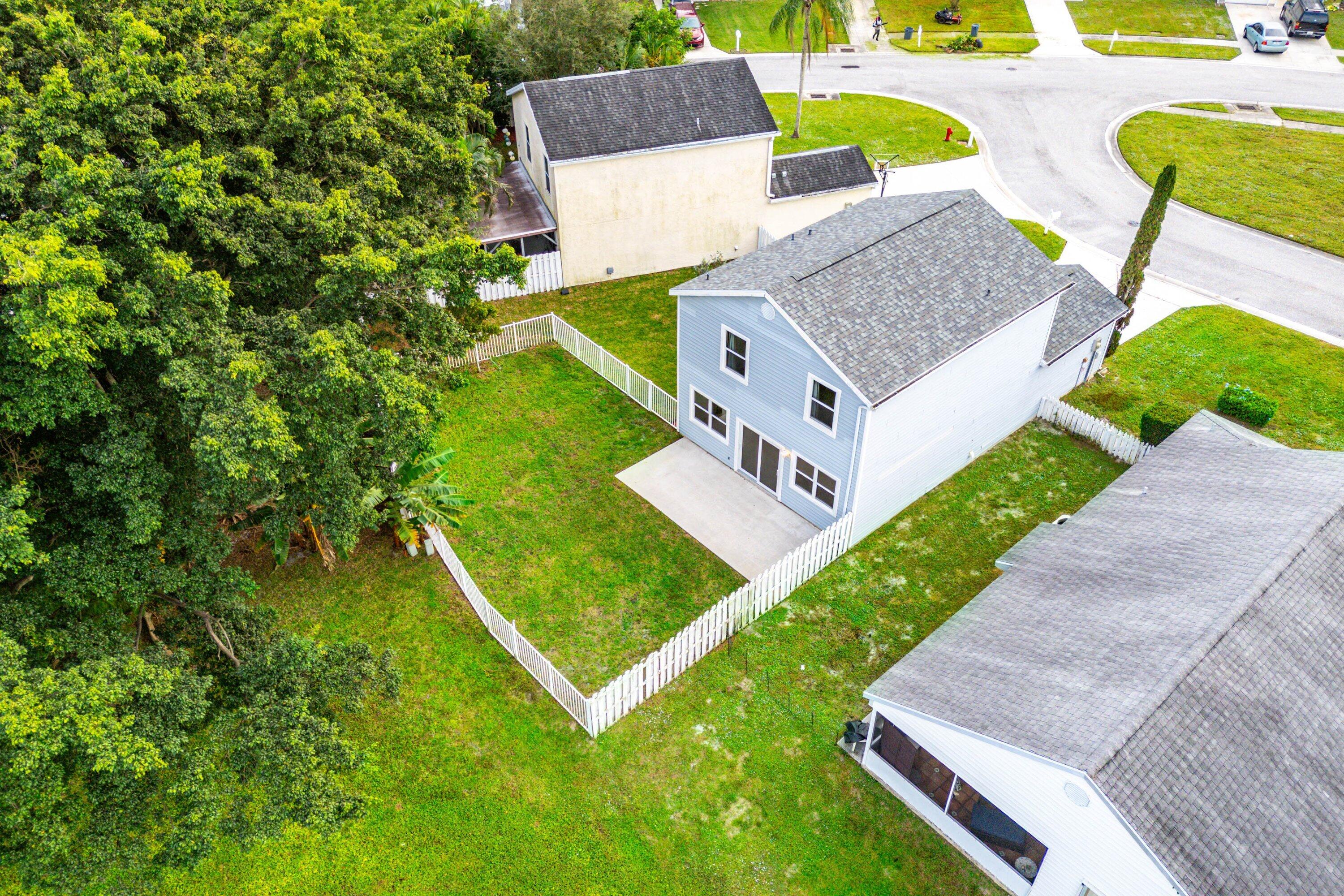 PALM CLUB WEST VILLAGE 2 - Residential