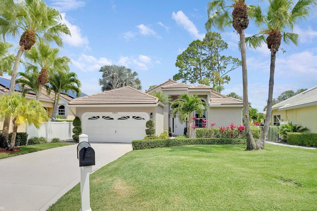 Photo of 13810 Cross Pointe Court, Palm Beach Gardens, FL 33418 (MLS # R11109866)