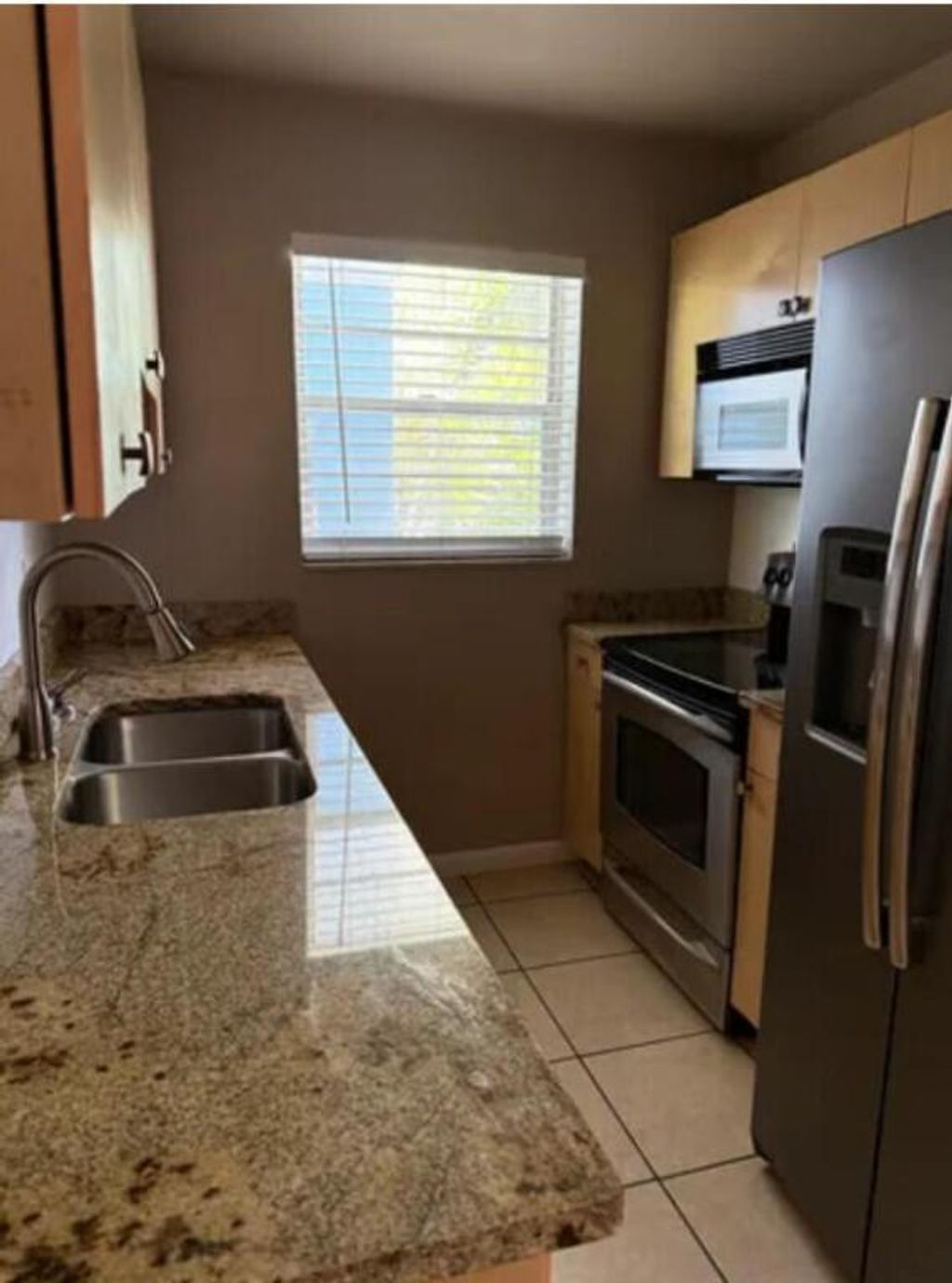 Photo of 401 S J Street, Lake Worth Beach, FL 33460 (MLS # R11037700)