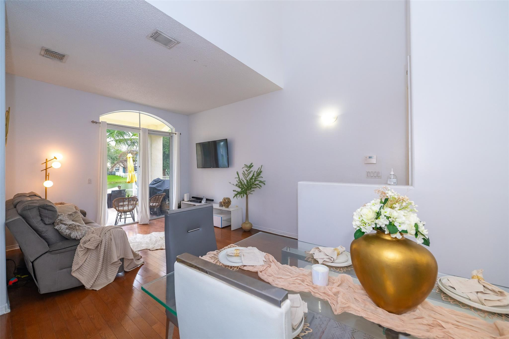 WALNUT CREEK REPLAT NO 1 - Residential