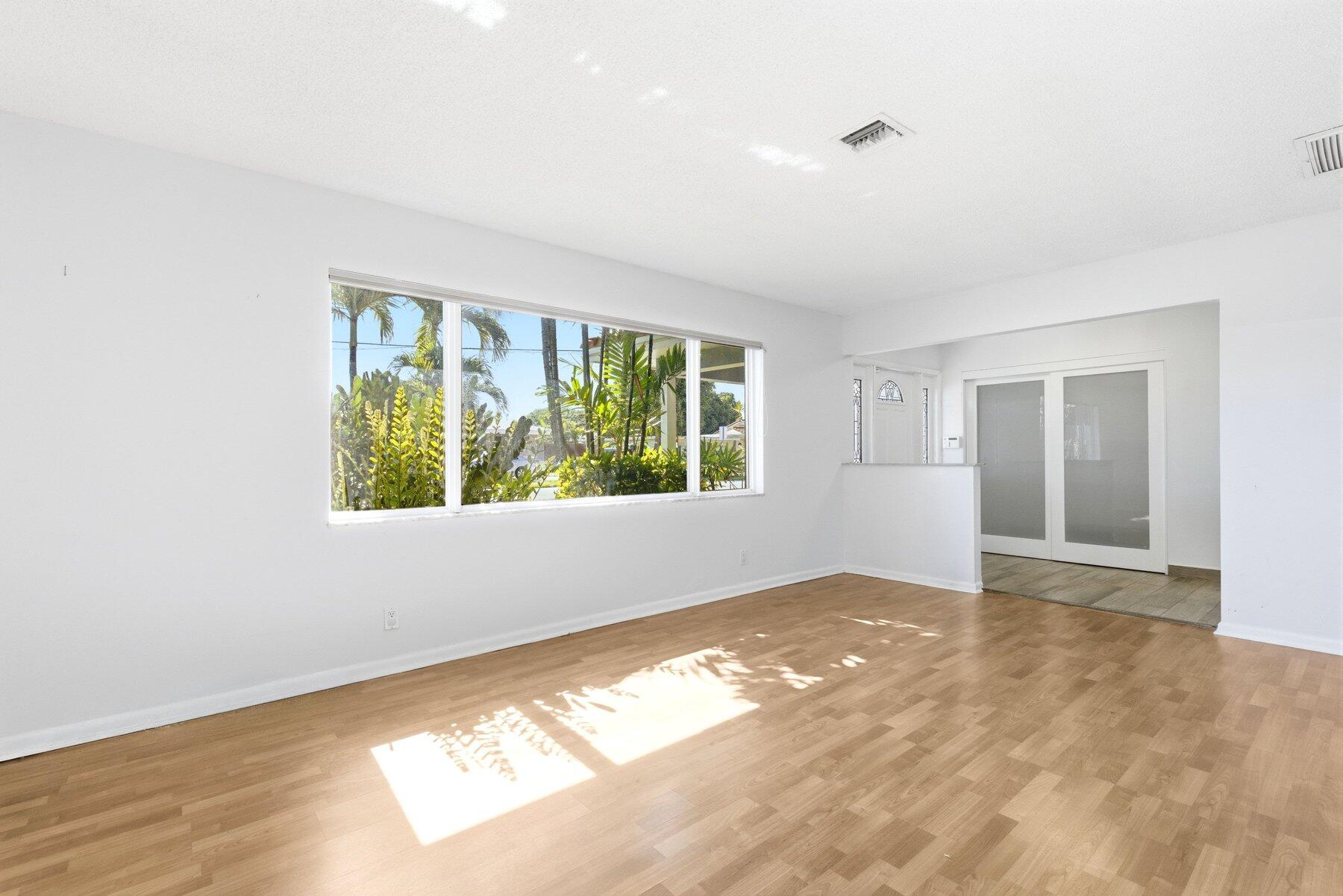 OAKLAND PARK SECOND ADD - Residential