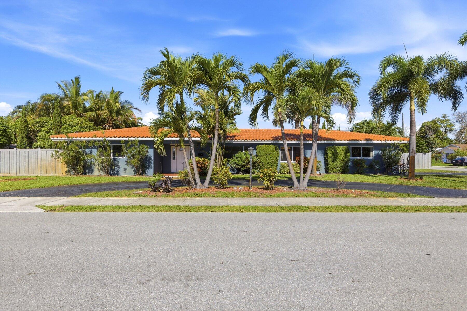 OAKLAND PARK SECOND ADD - Residential