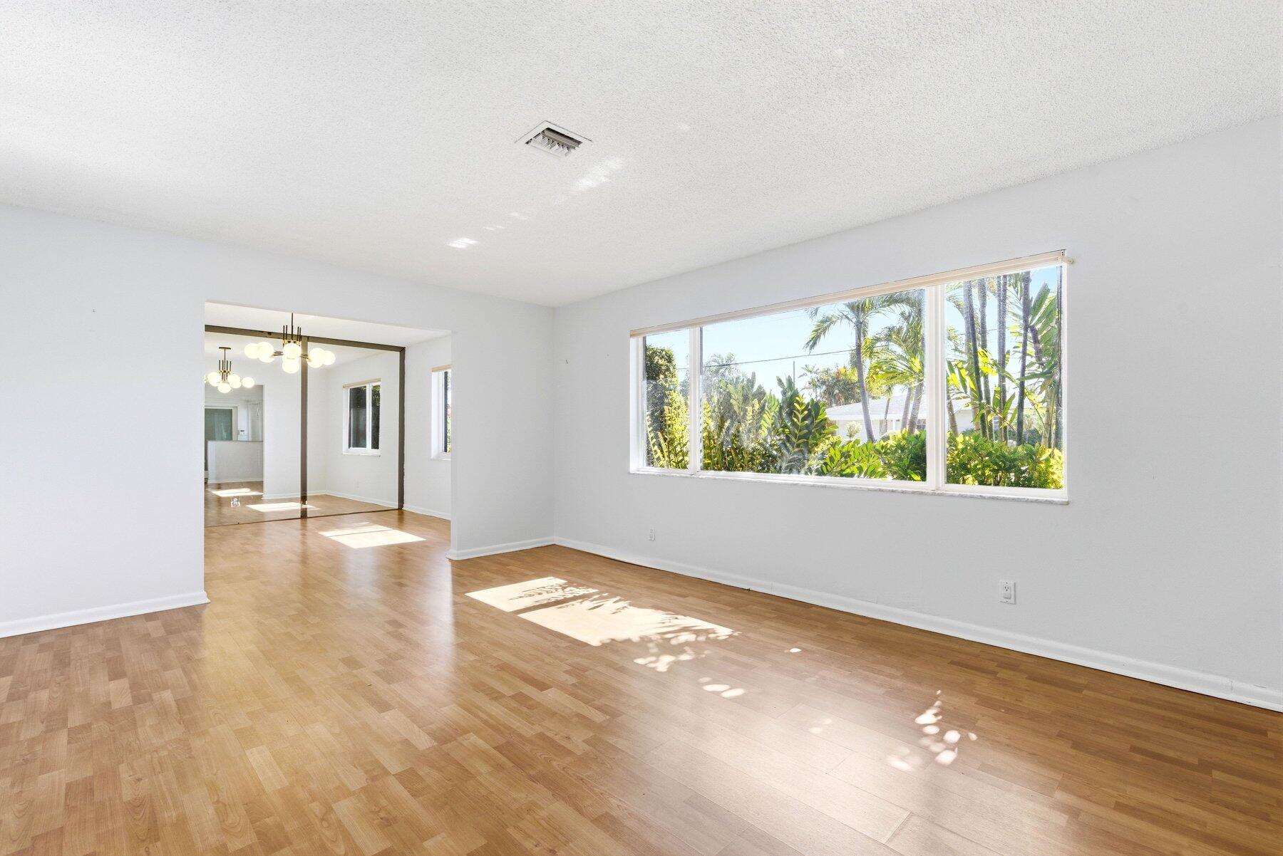 OAKLAND PARK SECOND ADD - Residential