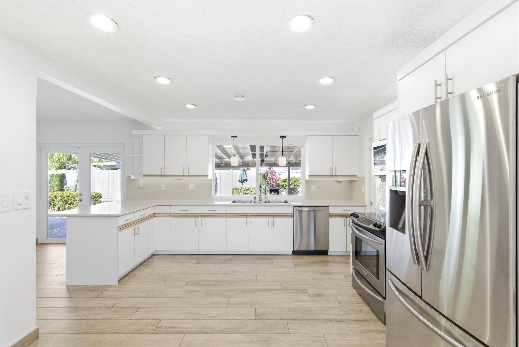 OAKLAND PARK SECOND ADD - Residential