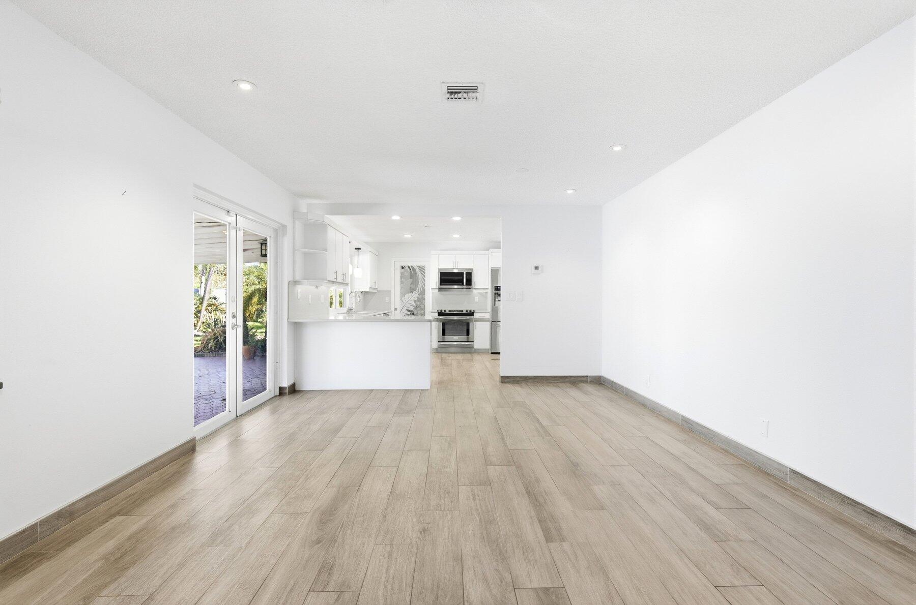 OAKLAND PARK SECOND ADD - Residential